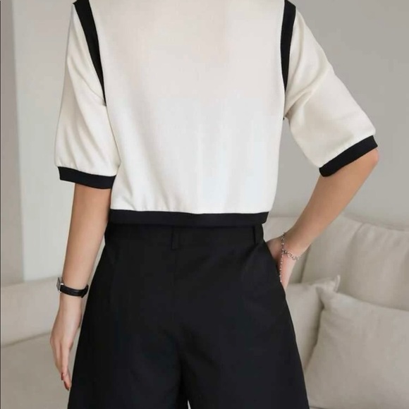 Button down short sleeve cardigan style blouse - Picture 3 of 4